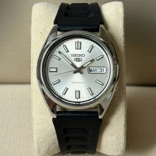 Vintage Seiko 5 17 Jewels 7009-876A  Automatic