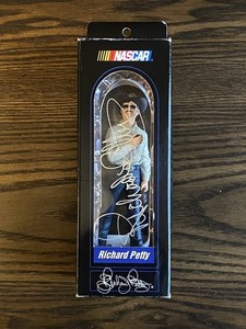 Richard Petty Signed Figurine Character Collectibles NASCAR Auto