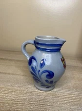 Handarbeit Frankfurt Germany Coat of Arms Pottery 0.5L  Pitcher
