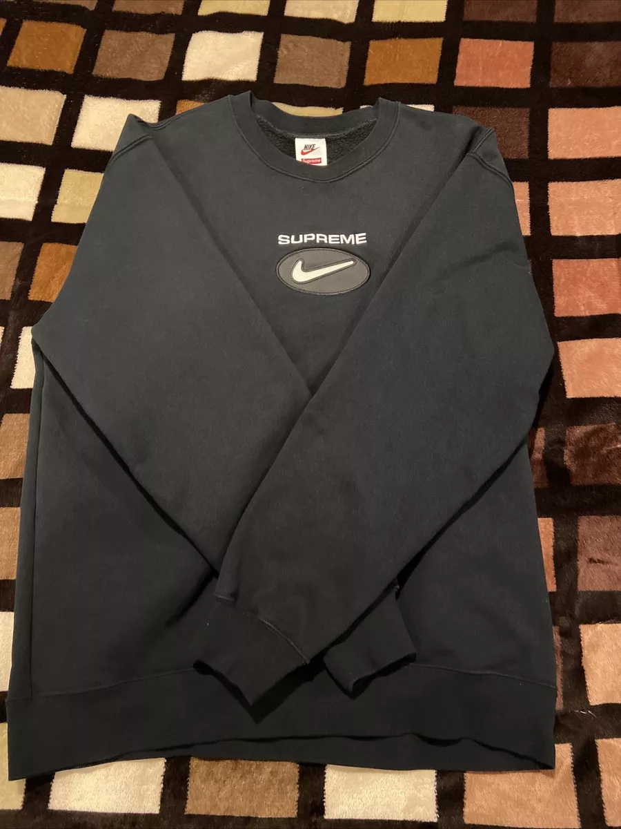 Black supreme nike crewneck