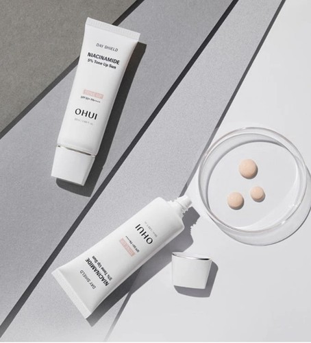 OHUI Day Shield Niacinamide 5% Tone-Up Sun SPF50+ PA++++ 50ml O HUI - Picture 4 of 5