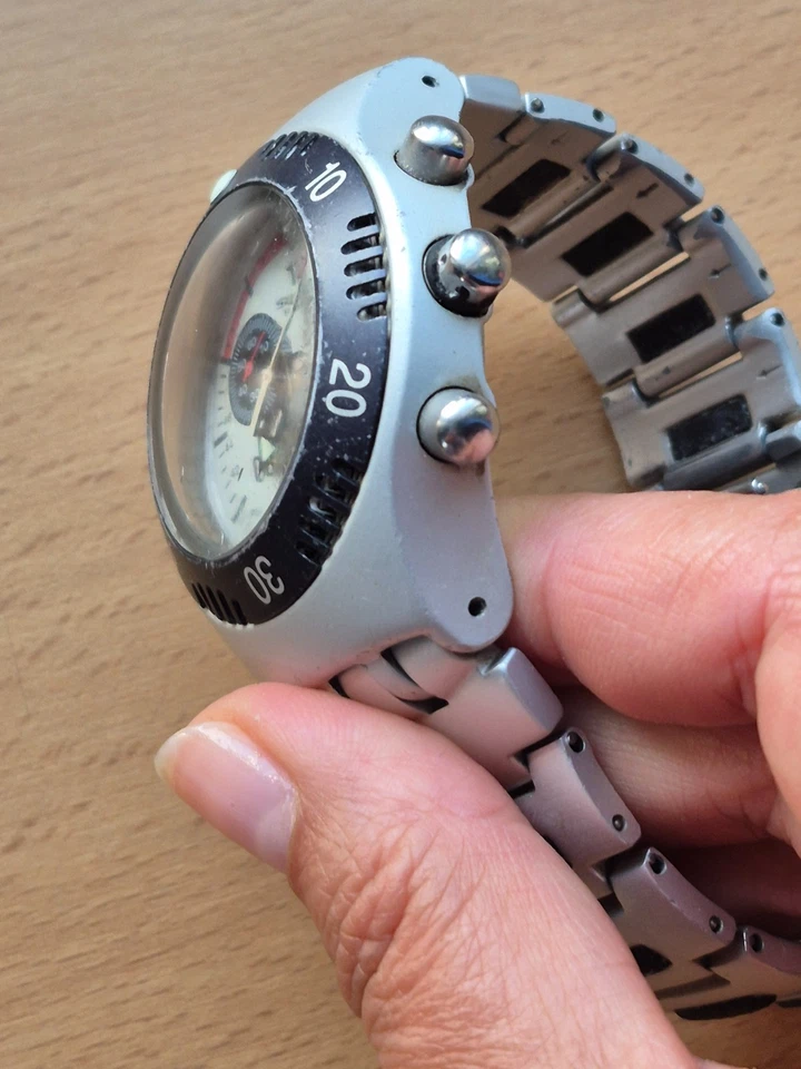 VINTAGE AG 2000 SWATCH IRONY SCUBA SWISS WATCH. New baterry - Image 3 of 4