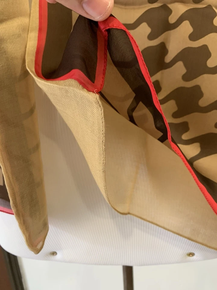 Y2# Valentino Silk Wool Cashmere Scarf Geometric Print Brown Beige Red Italy - Image 3 of 4