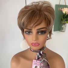 Short Layered Light Auburn Blonde Mix Synthetic Hair Wigs Women Soft Natural