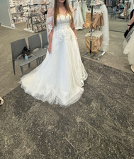 Off-the-Shoulder Appliqued A-Line Wedding Dress