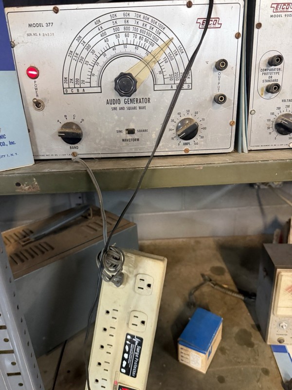 Vintage EICO 377 Audio Signal Generator Sine/Square Wave 20Hz-150kHz