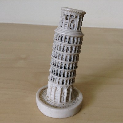 Schiefer Turm von Pisa - Miniatur 9 cm Resin Modell. Gebraucht. Sehr guter Zustand.
