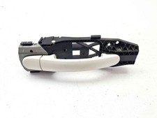 VOLKSWAGEN TIGUAN 5N EXTERIOR DOOR HANDLE FRONT RIGHT SIDE IN WHITE 2012