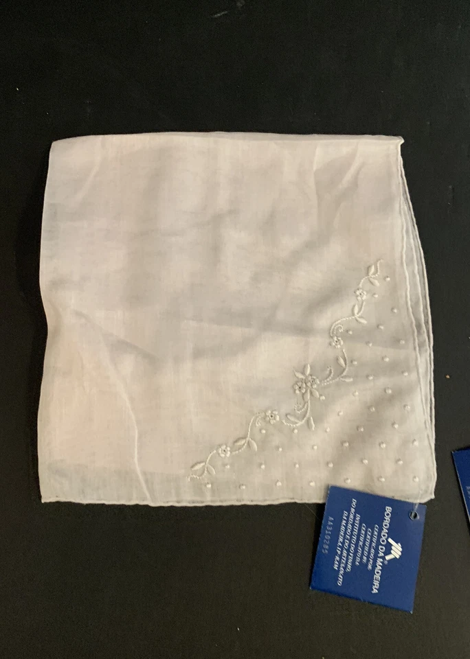 复古套装 2 马德拉腮红棉Organdy刺绣手帕新标签 — 第 4/4 张图片