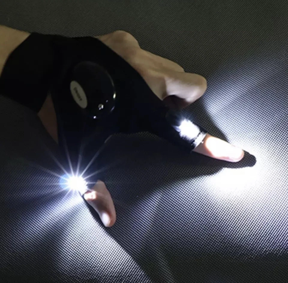Outdoor Night Light Waterproof Fishing Gloves with LED Flashlight Rescue Tools - Image 4 of 4