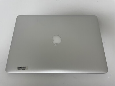 Apple MacBook Pro ME874LL/A 15.4 Inch Laptop Retina Display 128GB