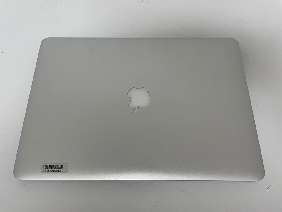 Apple MacBook Pro ME874LL/A 15.4 Inch Laptop Retina Display 128GB 16GB OS 10.13 - Image 2 of 4
