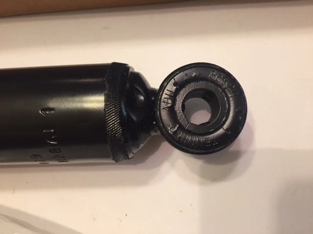 Nuevo Kit Amortiguador Delantero GM 19209331, 99-2010 Chevy 2500HD, 3500HD 6.0, Foto 4 de 4