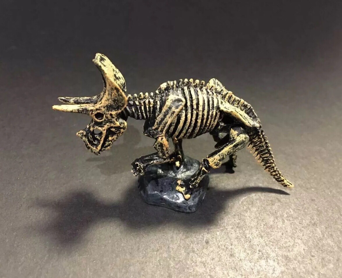 Picture 1 of 4