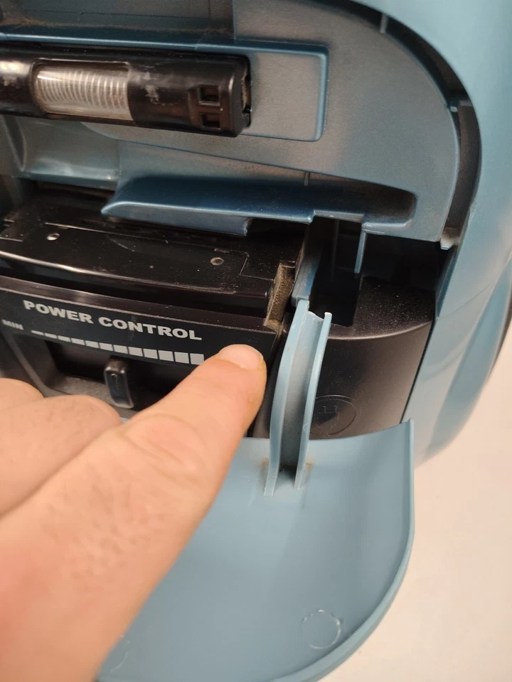 Hoover Duros S3590 Vacuum Cleaner Replacement Canister Base Only Part - Image 3 of 4