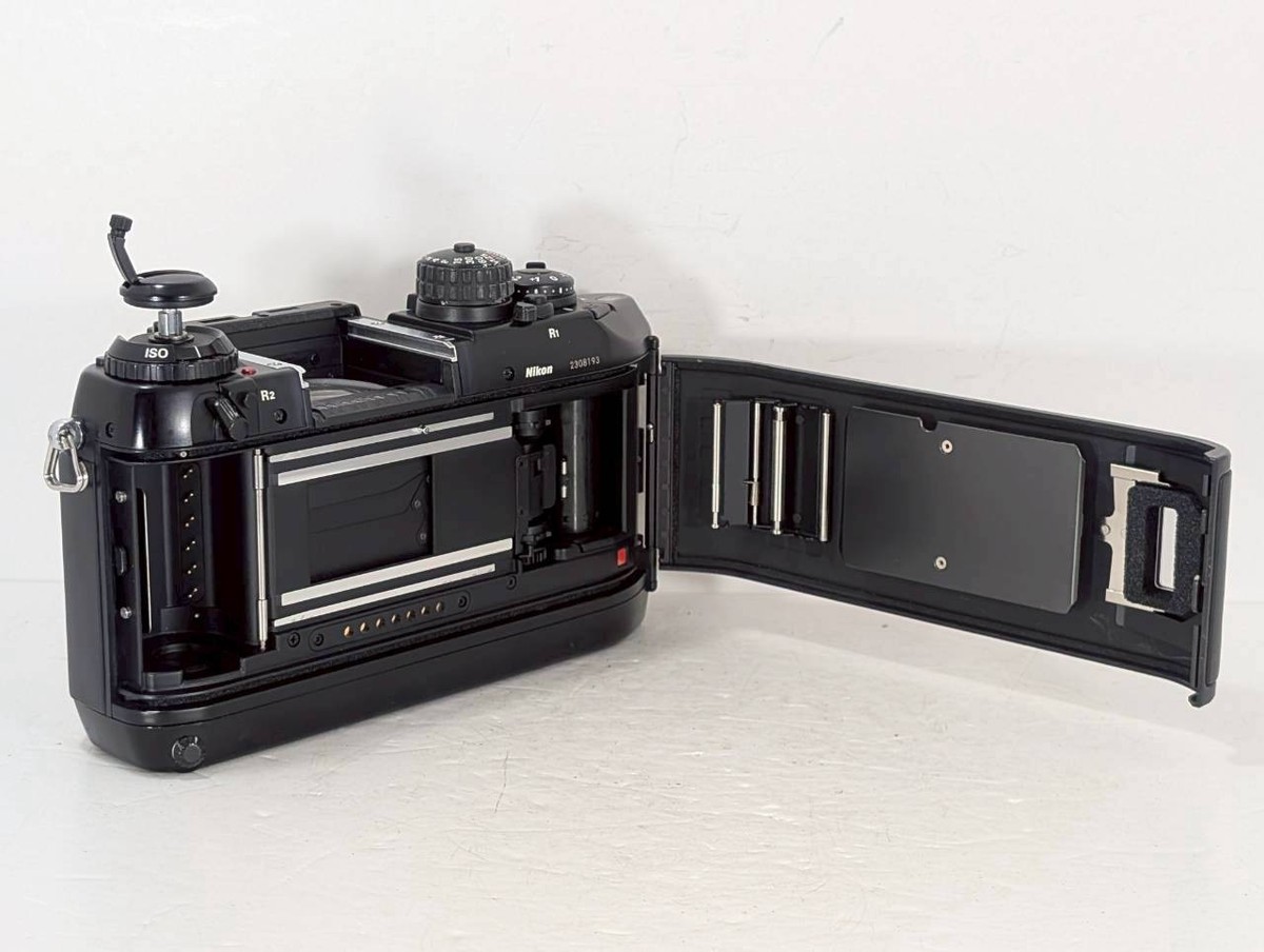 【美品】Nikon ニコン F4E ボディ#635 Optical Mint] Nikon F4E 35mm SLR Film Camera Body DP-20 MB-23 from