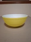 Pyrex Vintage Primary Yellow TM Reg 4 Quart Mixing Serving Bowl