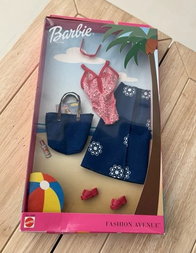 Vtg 2002 Barbie Fashion Avenue Splash Fashion Set Mattel NIB New