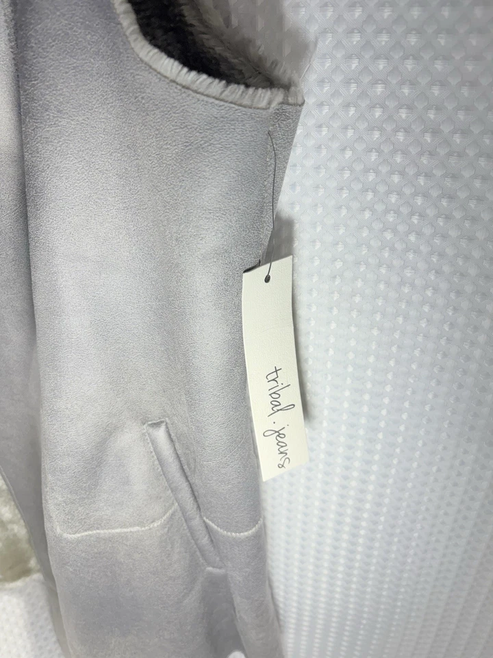 tribal.jeans Faux Fake Suede & Fur Womens Vest Size XL Open Pockets MSRP $130.00 - Image 2 of 4