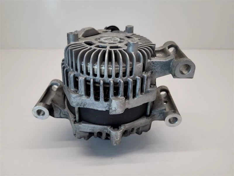 Alternador ID 10-13 FORD TRANSIT CONNECT 8S4T10300AA a través del anuncio   Foto 3 de 4