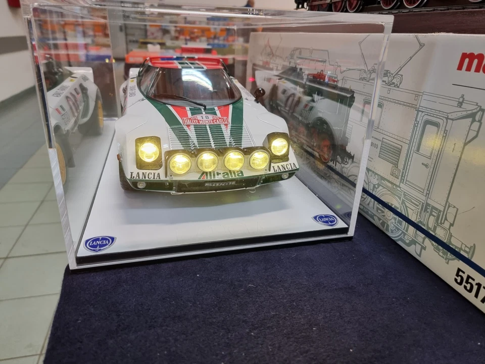 Kit LANCIA STRATOS 1/8 USCITE 110 - Immagine 3 di 4