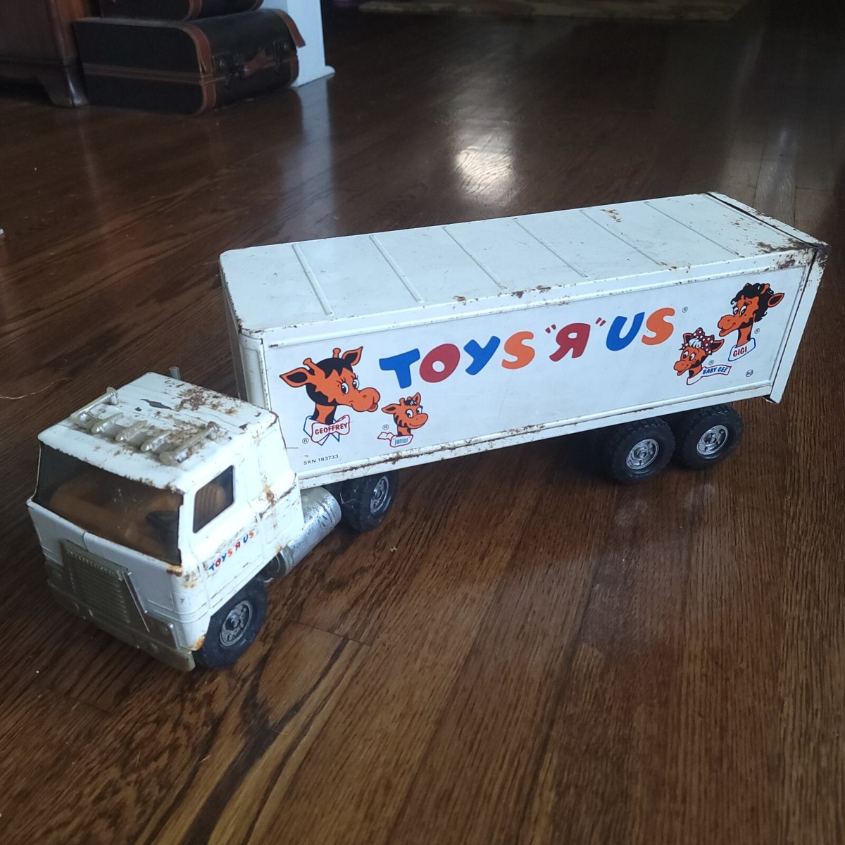 Vintage TOYS R US Semi Truck Tractor Trailer Ertl Pressed Vintage TOYS R US Semi Truck Tractor Trailer Ertl Pressed