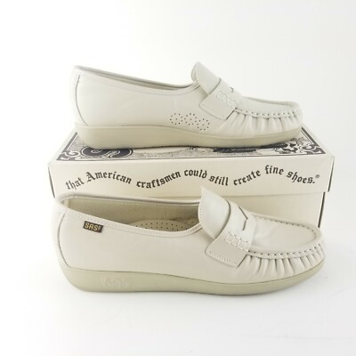 sas classic slip on loafer