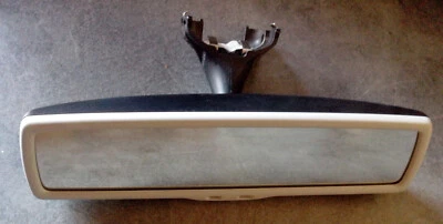 Retroviseur interieur retro Skoda Superb ; Yeti ; Fabia 1K0857511F d'origine - Photo 1/2