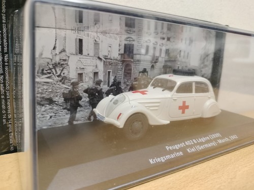 Peugeot 402 B Légère (1939) Kriegsmarine Kile (Germany) #104 Coches militares - Imagen 3 de 8