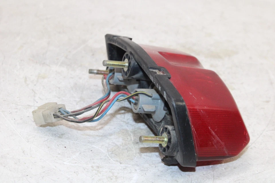 91-95 KAWASAKI NINJA ZX7 ZX750J OEM LUZ TRASERA LUZ DE FRENO TRASERA Foto 2 de 4