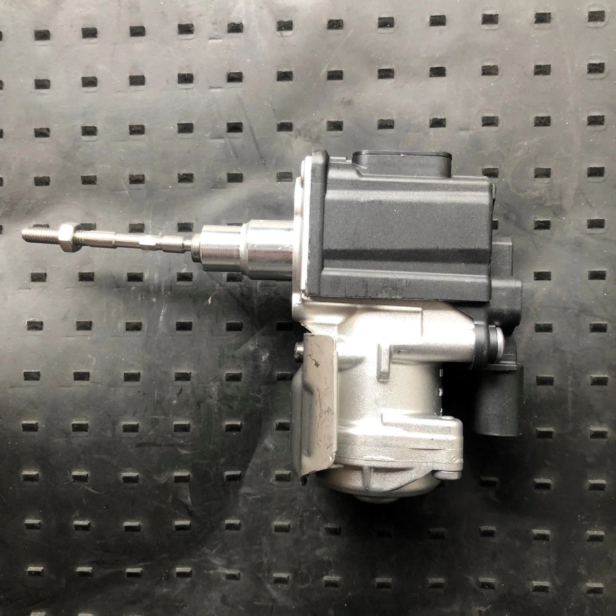 Ladedrucksteller Steller 06L145612K Turbolader für Audi A4 A5 A6  