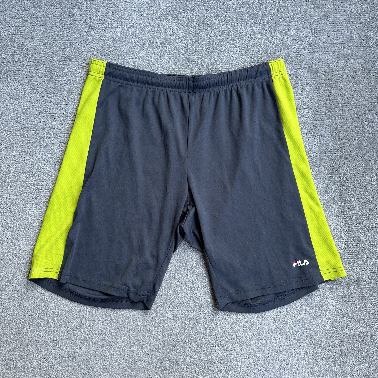 Bermuda uomo Fila taglia M pantaloni corti rilassati logo outdoor A20820 grigi