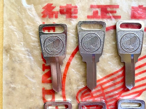 10 PCS HONDA CD50 CD65 CD70 CD90 CS65 C200 CD125S CB125S S65 SS50 KEYS BLANK - Picture 2 of 3