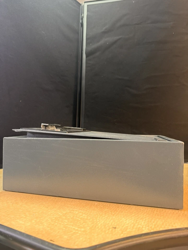 First Alert Digital Electronic Safe MFAS2074F - Bild 4 von 4