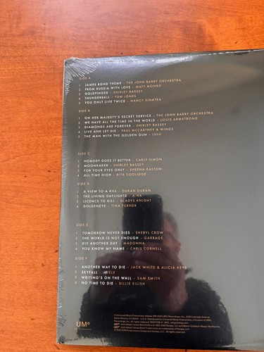 THE BEST OF BOND...JAMES BOND - 3-LP SET - GOLD VINYL - 007 LTD ED - READ - NEW! - Picture 14 of 16
