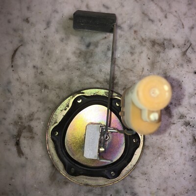 1995-1999 Mitsubishi Eclipse 2.4L 4G64 gas tank level sender sensor D40