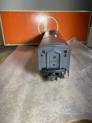LIONEL Milwaukee Road F3 B Unit Dummy #6-18139 With Railsounds And Lighting - Picture 2 of 16