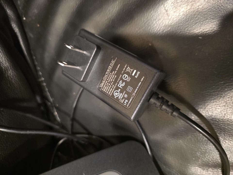 weBoost Home MultiRoom Cell Phone Signal Booster Kit - Model 472120 - Image 4 of 4