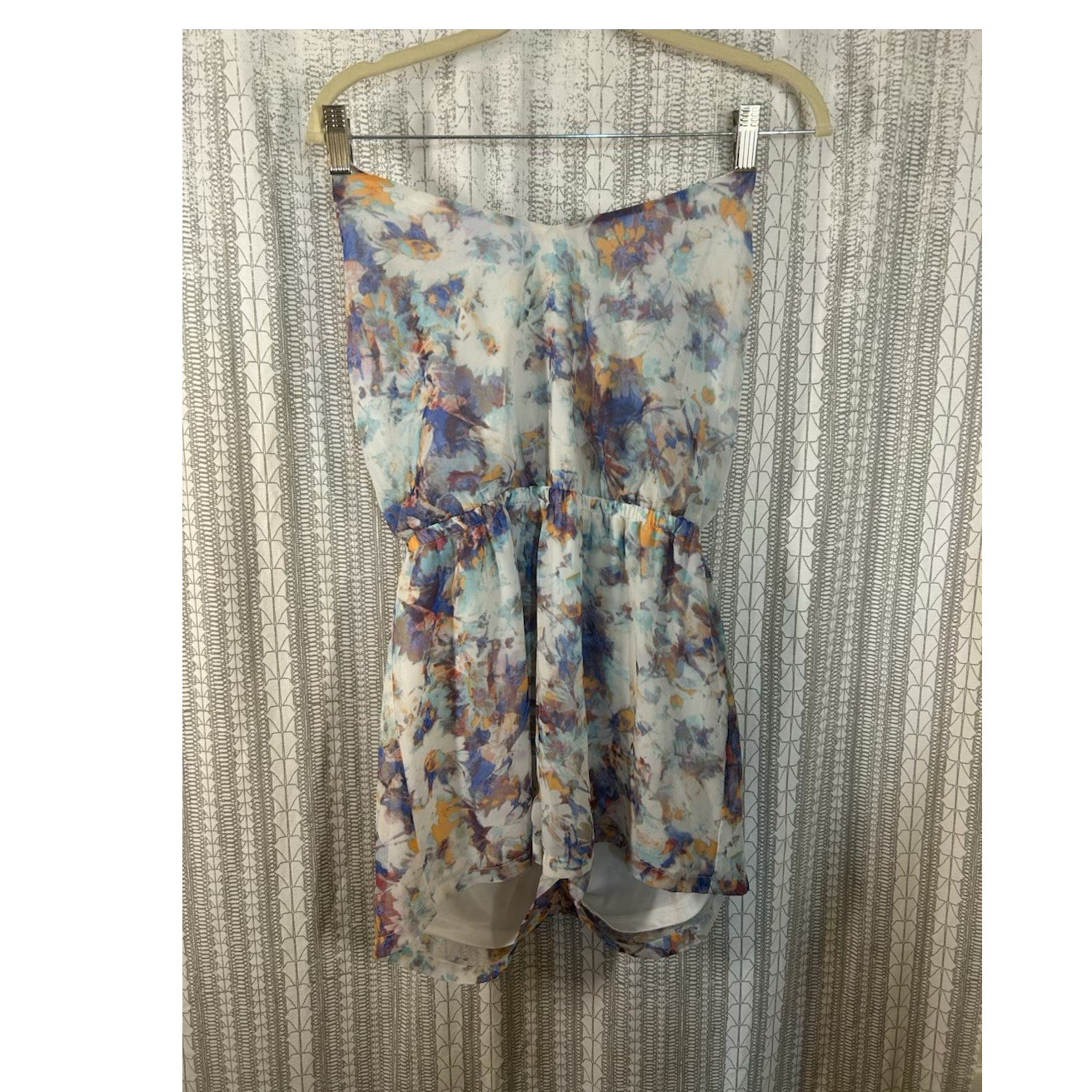 Arden B. Women's Romper M Multicolor Floral Chiffon Sleeveless Ruffle V-Neck