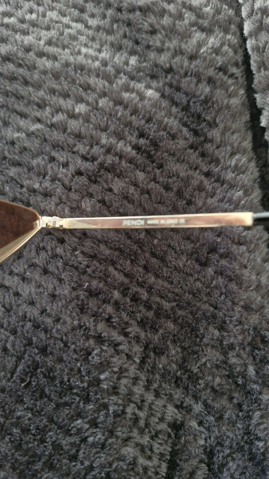 Lunette De Soleil Fendi Femme - Photo 2/4