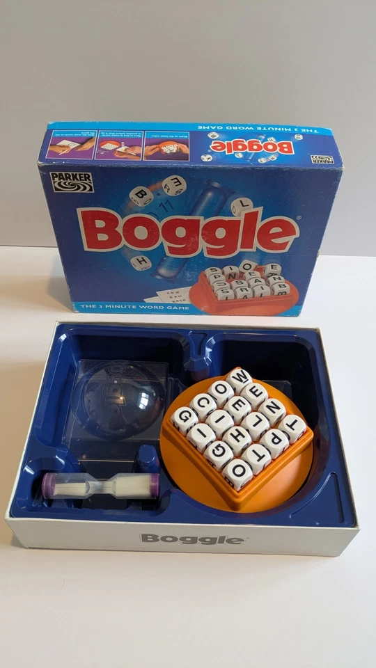 Boggle Parker Brothers Board Game 1999 Vintage Set - Used Family Fun Game Retro - Image 2 of 4