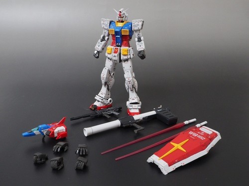 RG 1/144 RX-78-2 Gundam Ver.2.0 Fully Customized & Painted Fertigmodell - Bild 9 von 9