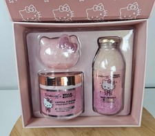 Bath Set Hello Kitty Creme Shop Lovely Luxury 3pc Coco Rose NIB