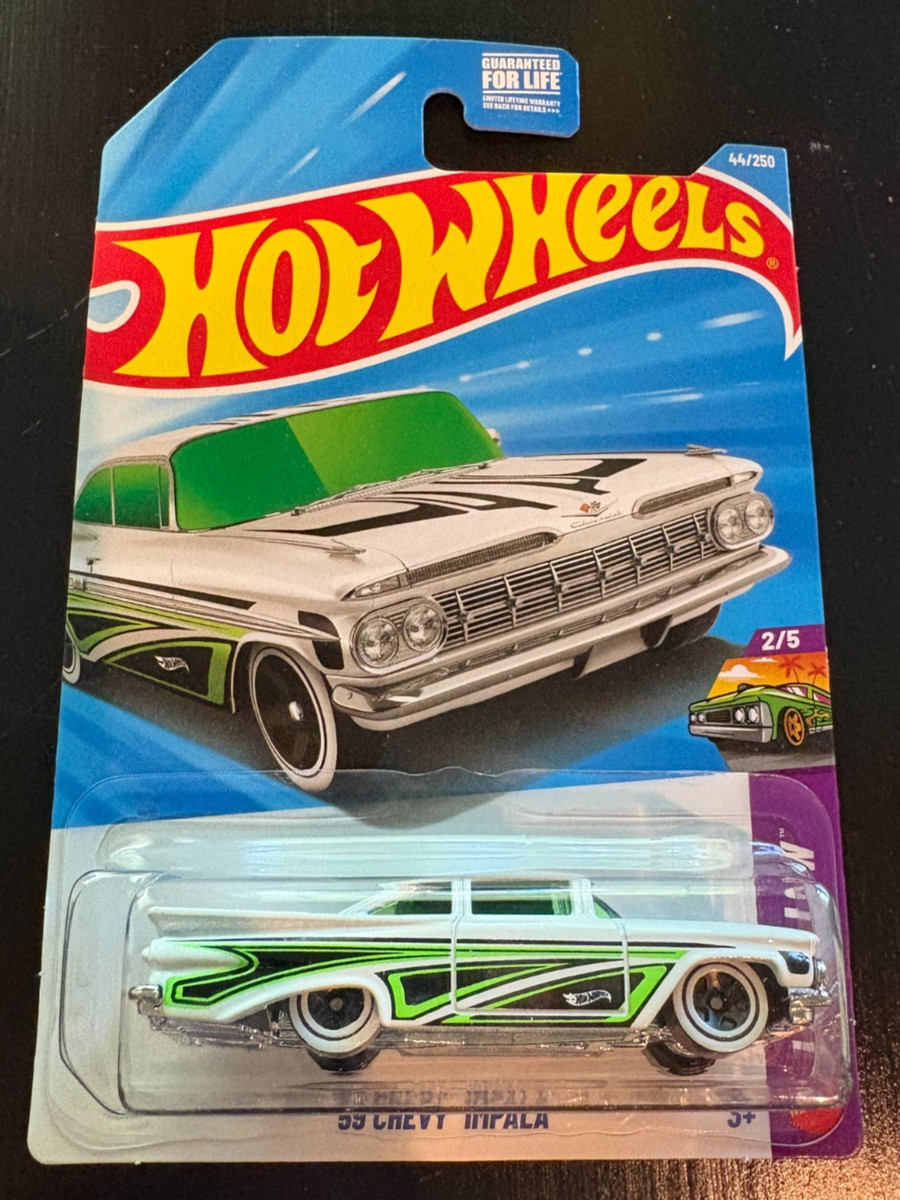 2026 HOT WHEELS WHITE & GREEN '59 CHEVY IMPALA 2/5 LAYIN' LOW 44