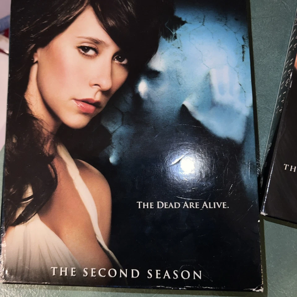 Ghost Whisperer DVD полный комплект сезон 1,2 и 3! Б/у в отличном состоянии! - Изображение 4 из 4