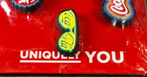Crocs x Coca Cola Official Set of (5) Original Jibbitz Charms Enjoy Coke Can NEW - Picture 7 of 8