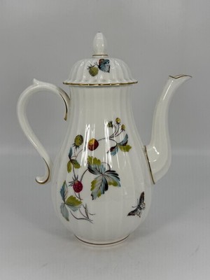 Royal Worcester Fine Bone China Strawberry Fair Gold Trim Fluted Tea pot & Lid