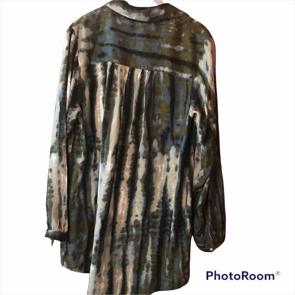 Soft Surroundings Button Down Tie Dye blouse Small - image 7