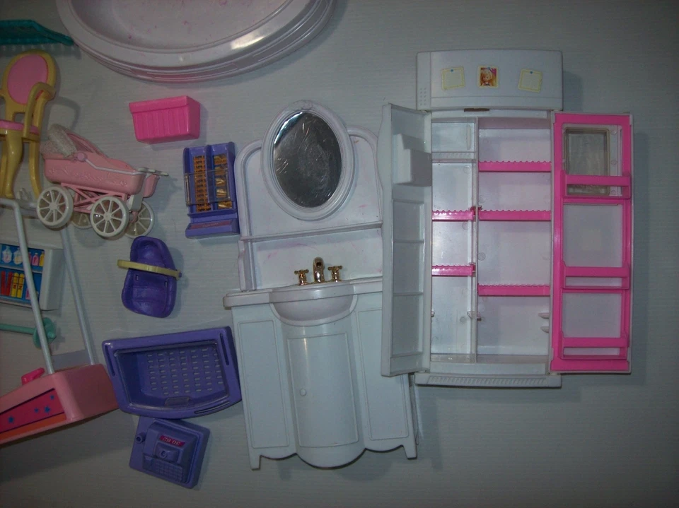 Lote Mixto de Accesorios para Juegos Barbie, Vintage Años 90 Foto 3 de 4