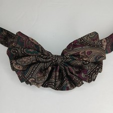 Vtg 60s 70s Pre-Tied Bow Tie Ruched Butterfly Paisley Silk Adjustable Hook Clasp